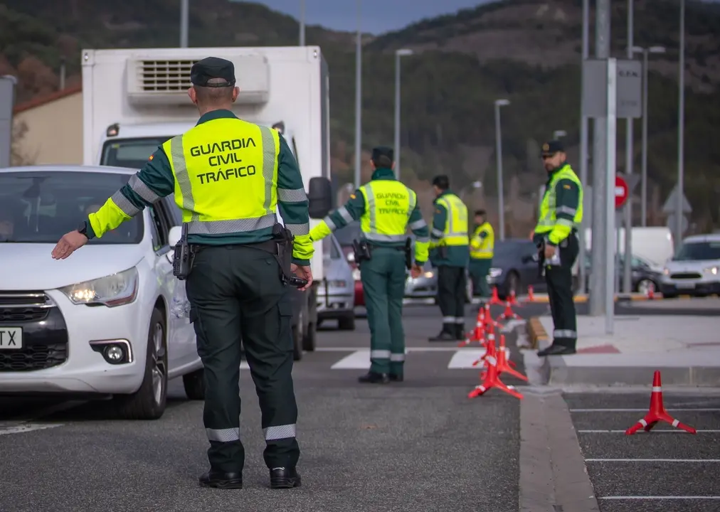 Agrupaci&oacute;n de Tr&aacute;fico de la Guardia Civil. / GC