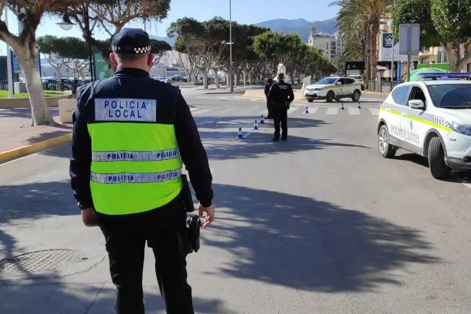 Agentes de la Polic&iacute;a Local. / PLA