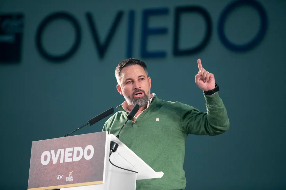Acto electoral de Santiago Abascal (Vox) en el Palacio de Congresos. En Oviedo (Asturias), a 15/042023 (&copy; Jorge Peteiro / Europa Press)