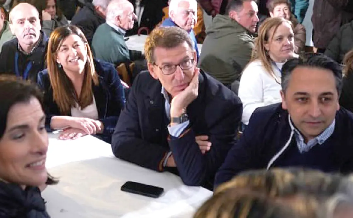 Igual, Buruaga, Feij&oacute;o y el candidato del PP, Carlos Camar&eacute;s. / ALERTA