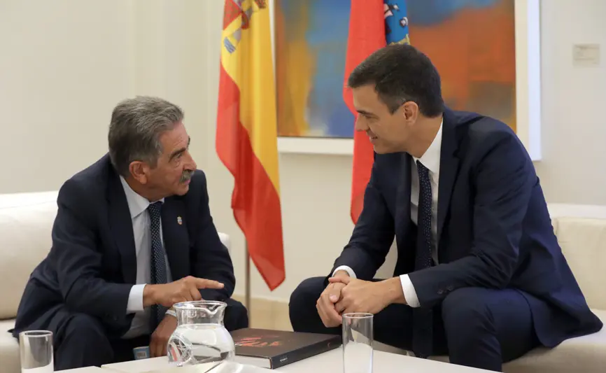 Miguel &Aacute;ngel Revilla y Pedro S&aacute;nchez.