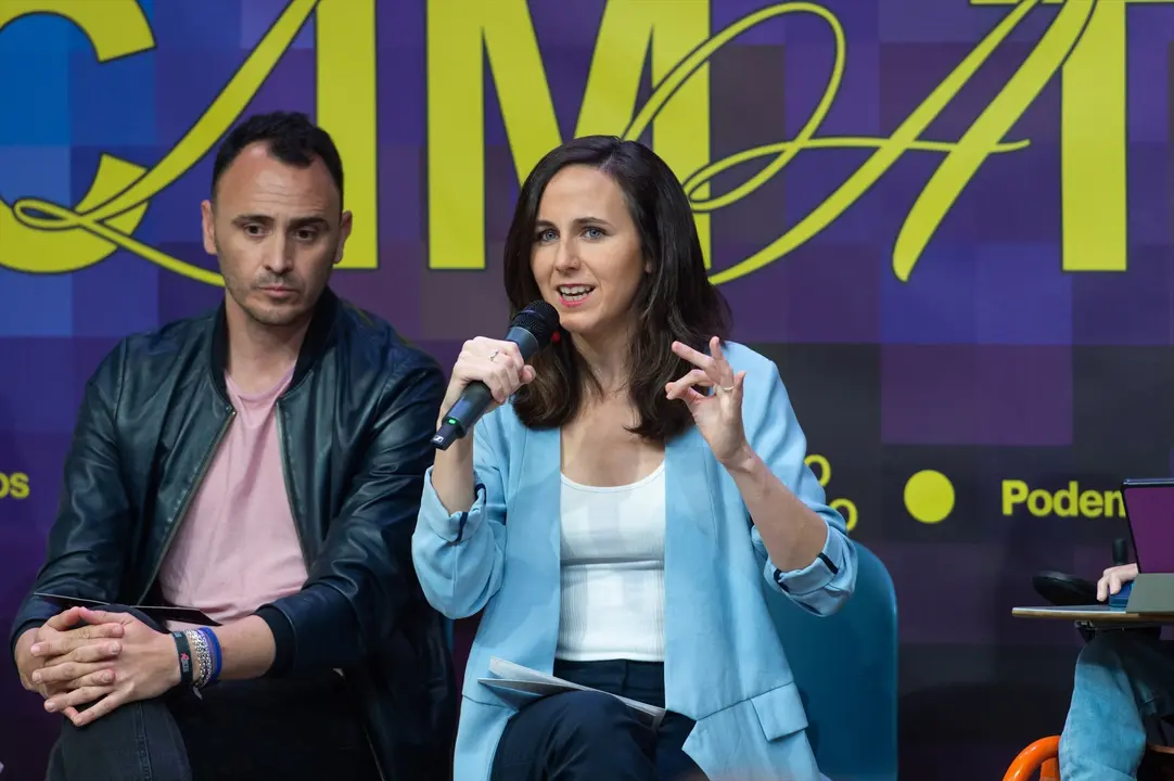 El candidato de Podemos a la Alcald&iacute;a de Madrid, Roberto de Sotomayor y la secretaria general de Podemos y ministra de Derechos Sociales y Agenda 2030, Ione Belarra. EP / Gustavo Valiente