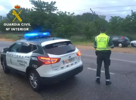 Coche patrulla de la Guardia Civil. / GC