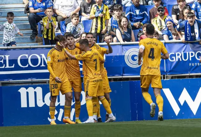 Jugadores de la Ponferradina celebrando un gol. / LaLiga