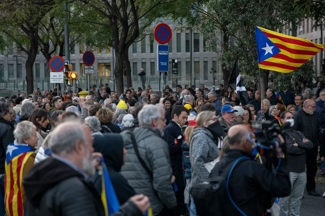 Concentraci&oacute;n de independentistas catalanes. / Lorena Sop&ecirc;na