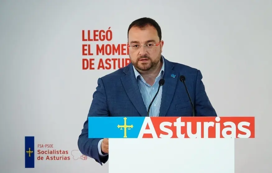 Adri&aacute;n Barb&oacute;n. EP