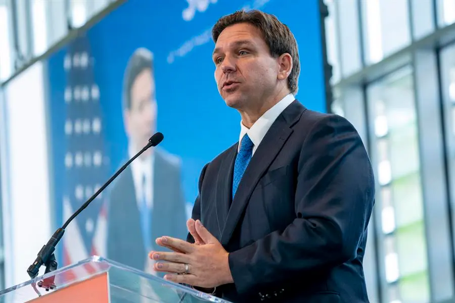 Fotograf&iacute;a de archivo del gobernador de Florida, Ron DeSantis. EFE / SHAWN THEW