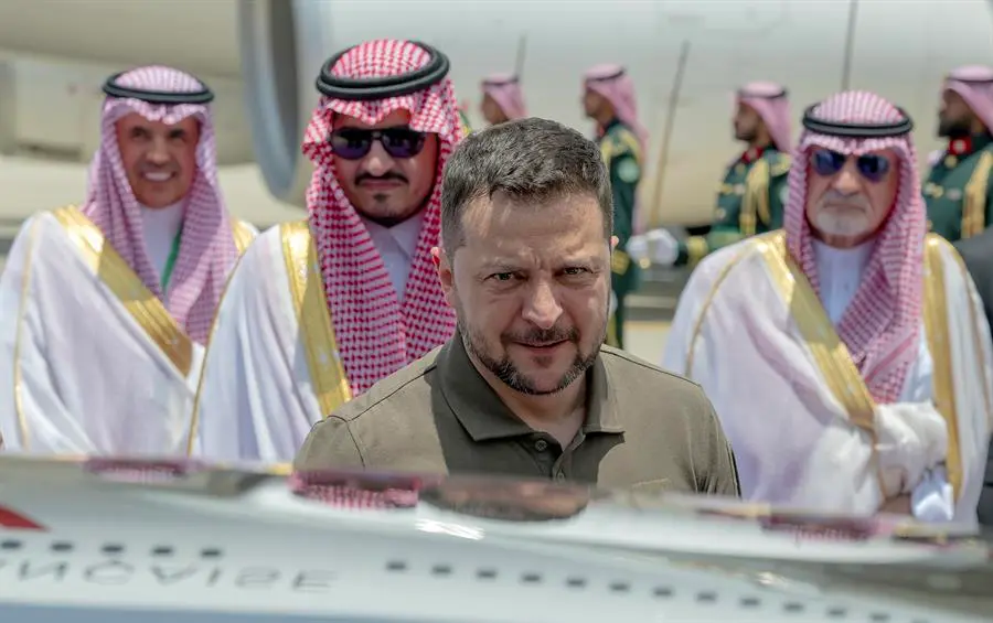 El presidente de Ucrania, Volod&iacute;mir Zelenski, a su llegada a la cumbre de la Liga &Aacute;rabe en Yeda. EFE / SAUDI PRESS AGENCY
