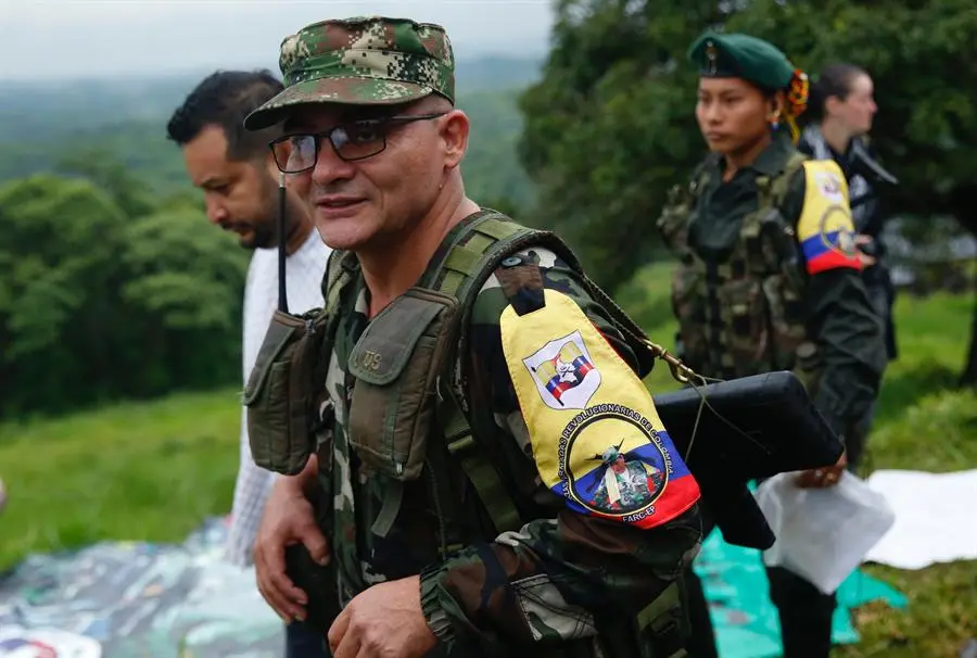 Alias "Iv&aacute;n Mordisco", comandante general de la disidencia de las FARC, en San Vicente del Cagu&aacute;n (Colombia). EFE / Ernesto Guzm&aacute;n