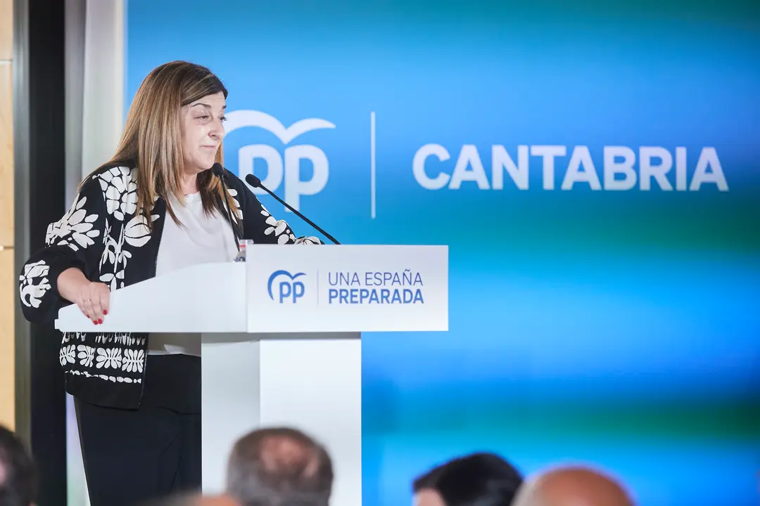 La presidenta del PP de Cantabria, Mar&iacute;a Jos&eacute; S&aacute;enz de Buruaga. / C&eacute;sar Ortiz
