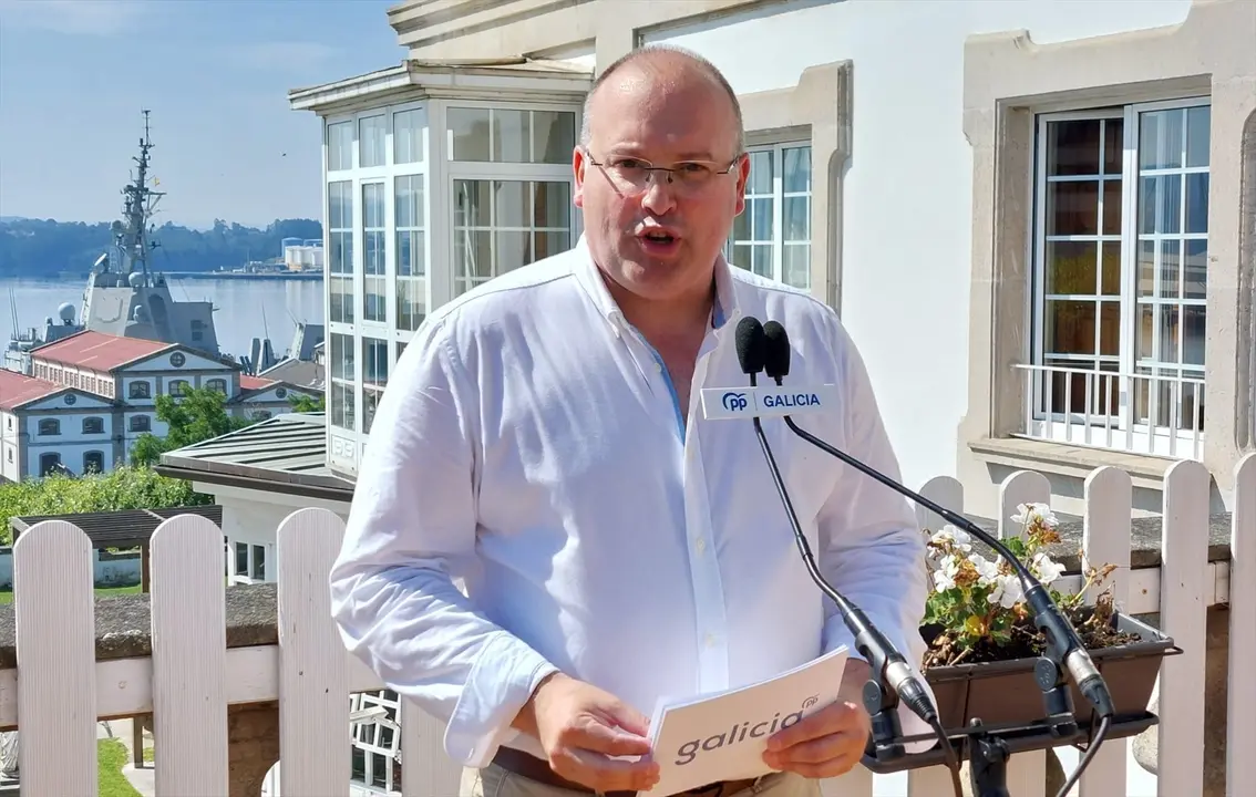 El vicesecretario de Organizaci&oacute;n del PP, Miguel Tellado, en una rueda de prensa en el Parador de Ferrol. EP