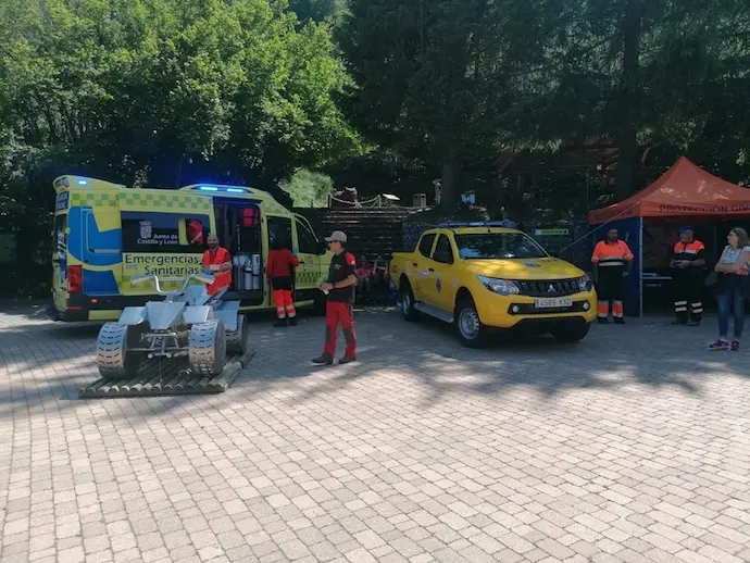 Operativo de Emergencias en la Cueva de Valporquero (Le&oacute;n). / 112