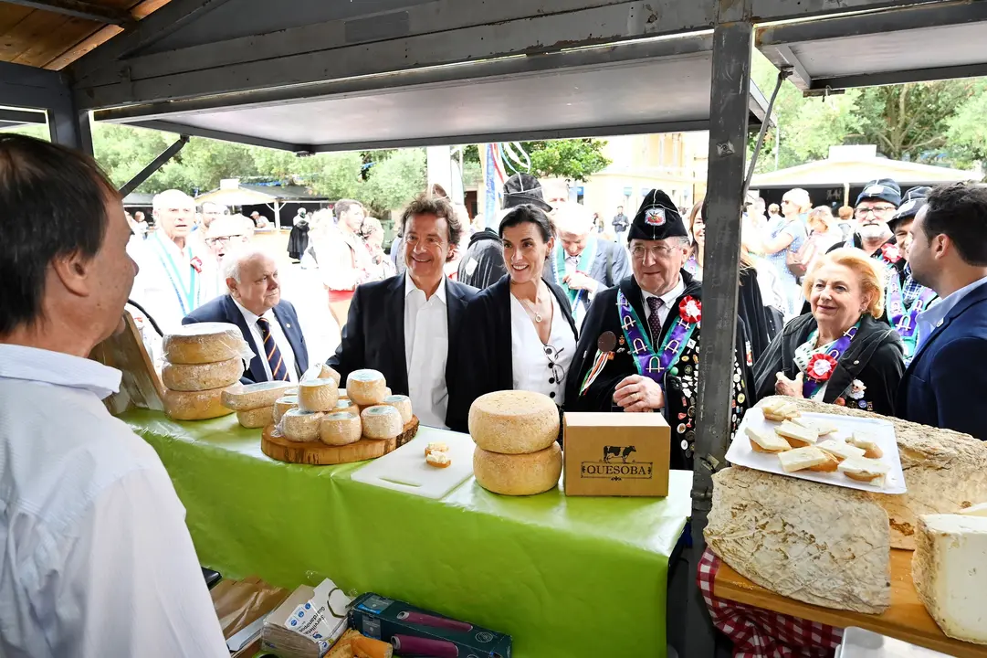 Inauguración de la Feria de Queso de Cantabria. / ALERTA
