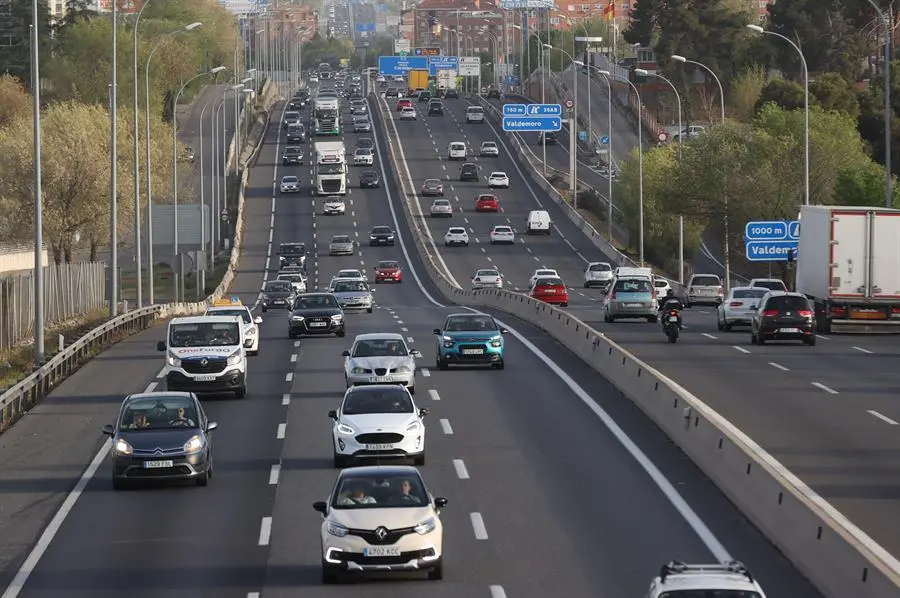 La entrada a Madrid por la autov&iacute;a A-4. EFE / Kiko Huesca