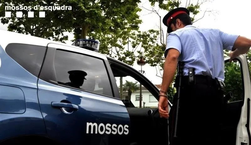 Un agente de los Mossos d'Esquadra. / EP