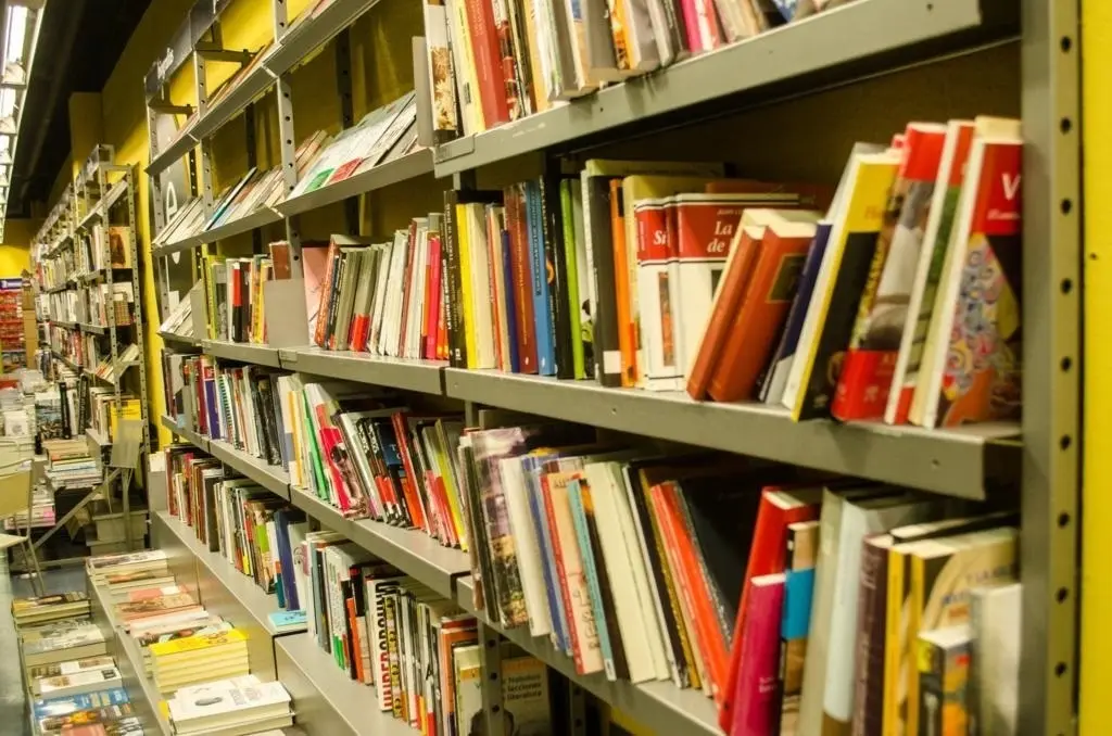 Libros de estudio. / ALERTA