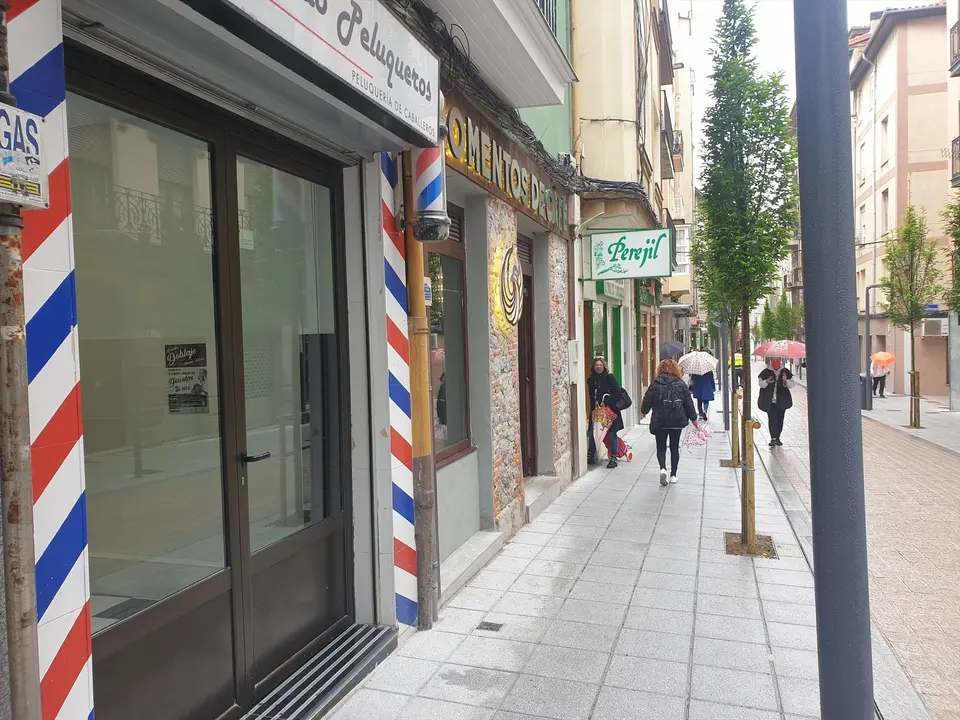 Comercios en Santander. / EP