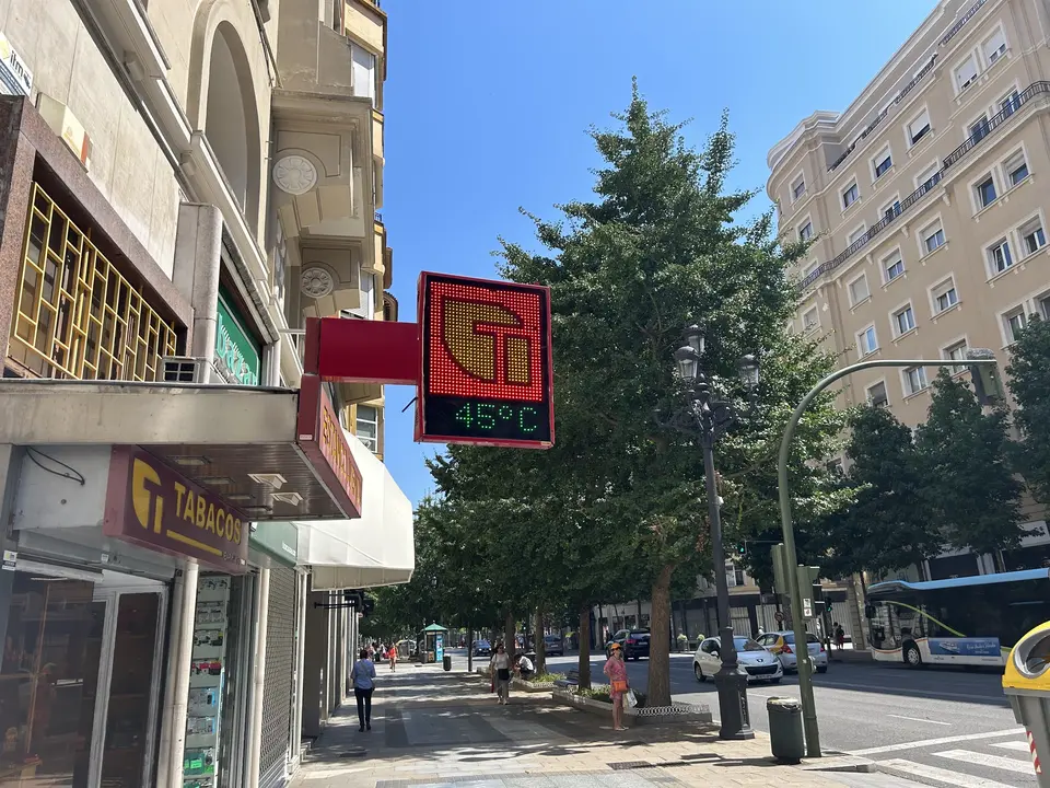 Term&oacute;metro el pasado agosto en Santander. / Alerta