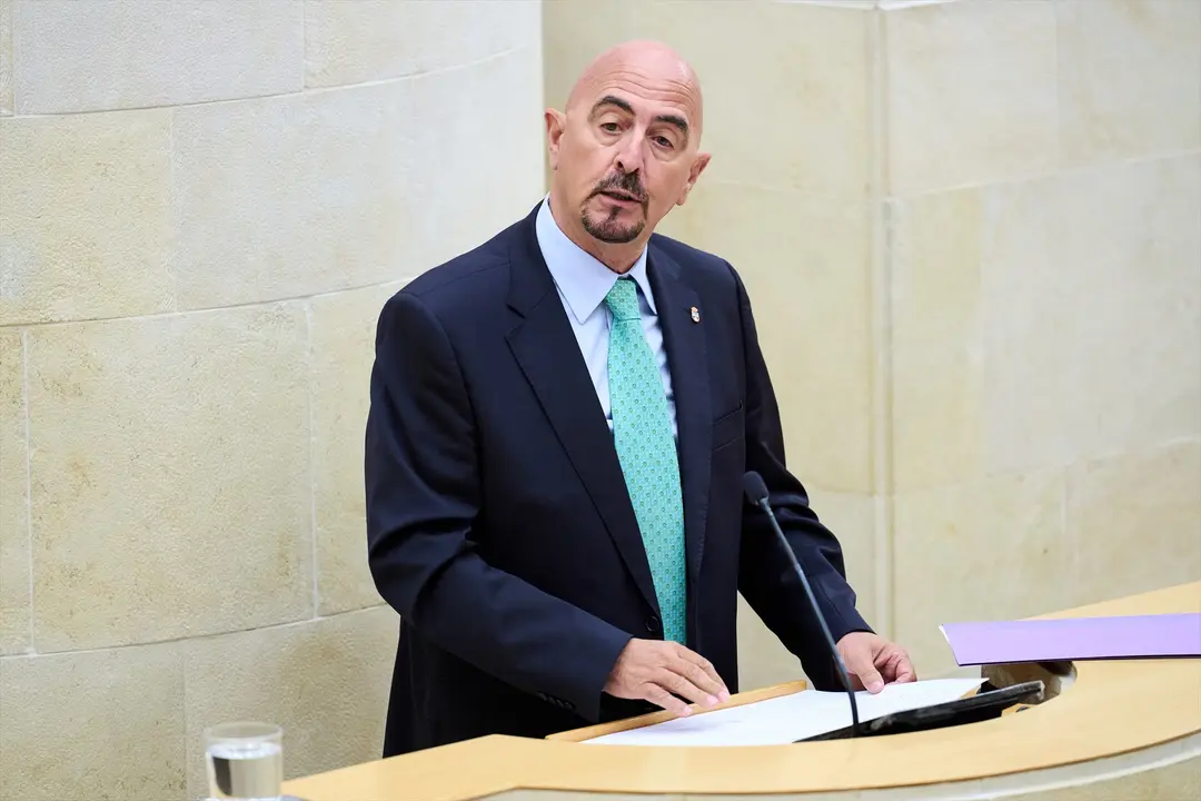 El consejero de Salud del Gobierno de Cantabria, C&eacute;sar Pascual. / EP