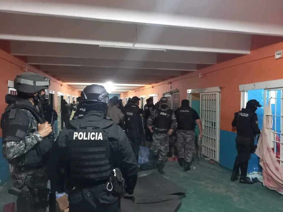 La polic&iacute;a en una c&aacute;rcel de Ecuador. / EP