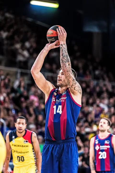 Willy Hernangomez del FC Barcelona durante el partido. /  Javier Borrego
