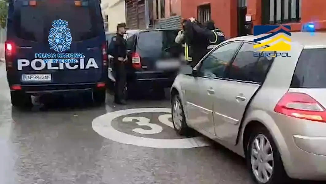 Operaci&oacute;n de la Polic&iacute;a Nacional con cuatro detenidos por delitos de yihadismo al hacer proselitismo en redes sociales y grabar v&iacute;deos sobre recuperar Al Andalus. EP