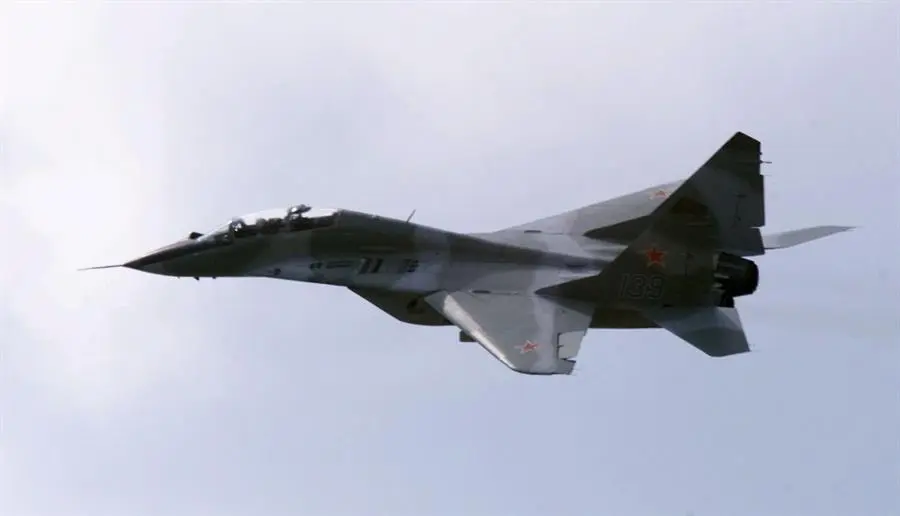 Imagen de archivo de un aparato MIG de las fuerzas aereas rusas. EFE/Sergei Chirikov