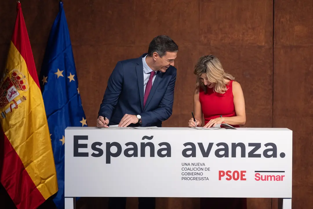 El presidente del Gobierno en funciones, Pedro S&aacute;nchez y la l&iacute;der de Sumar y vicepresidenta segunda del Gobierno y ministra de Trabajo en funciones, Yolanda D&iacute;az. EP / Eduardo Parra