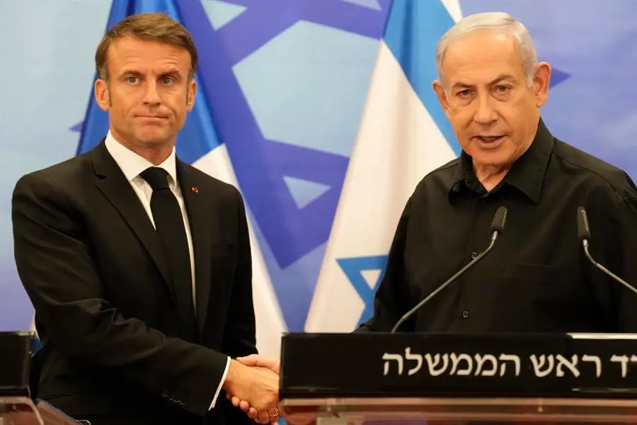 El presidente franc&eacute;s, Emmanuel Macron, y el primer ministro israel&iacute;, Benjamin Netanyahu. EFE / CHRISTOPHE ENA