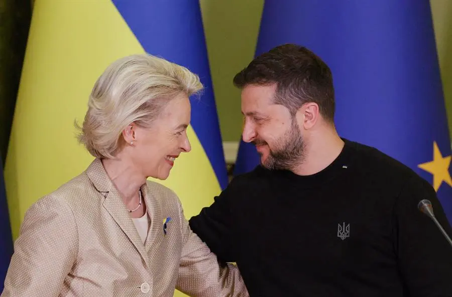 Ursula Von der Leyen y Volodimir Zelenski. EFE / Sergey Dolzhenko