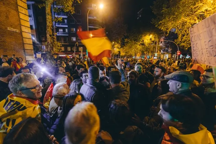El l&iacute;der de Vox, Santiago Abascal, acude a la manifestaci&oacute;n contra la amnist&iacute;a en la sede del PSOE en Ferraz, el lunes 6 de noviembre de 2023.
TWITTER @SANTI_ABASCAL
08/11/2023
