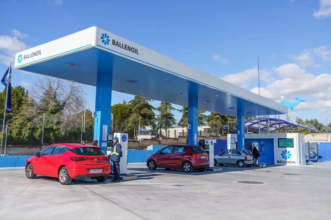 Estaci&oacute;n de servicio de Ballenoil. EP / Archivo