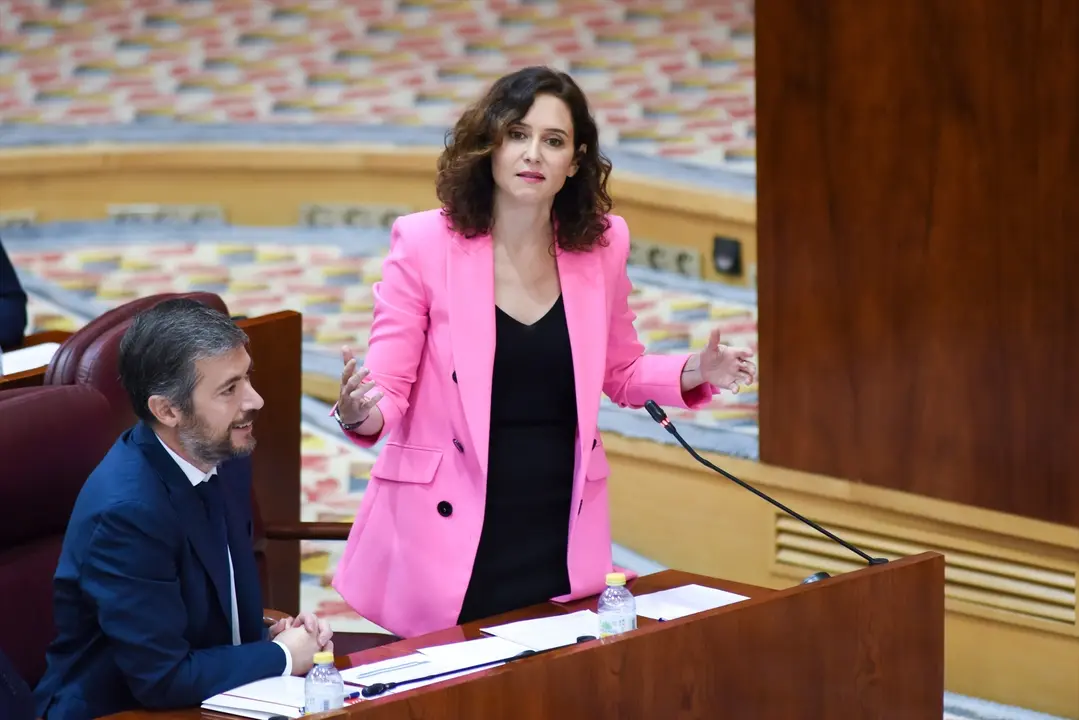 La presidenta de la Comunidad de Madrid, Isabel D&iacute;az Ayuso, interviene durante un pleno en la Asamblea de Madrid. EP / Gustavo Valiente