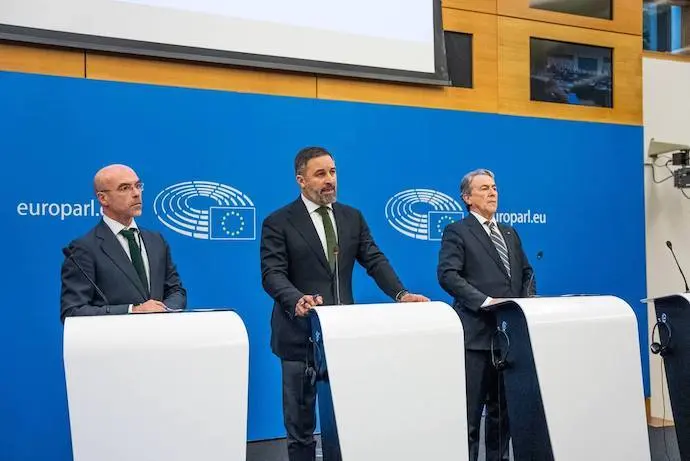 En Estrasburgo denunciando el golpe de S&aacute;nchez contra el estado de derecho y la igualdad de los espa&ntilde;oles.