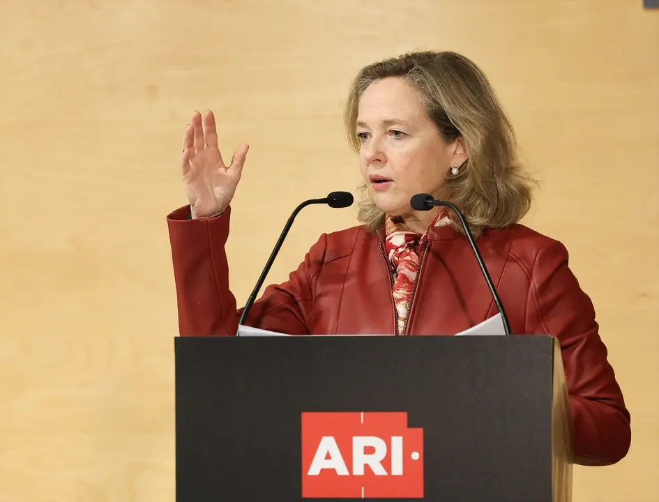 La vicepresidenta primera y ministra de Econom&iacute;a, Comercio y Empresa, Nadia Calvi&ntilde;o. EP / Marta Fern&aacute;ndez