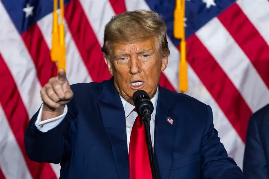El expresidente estadounidense Donald Trump y precandidato a la Casa Blanca en 2024 da un discurso. / Jim Lo Scalzo