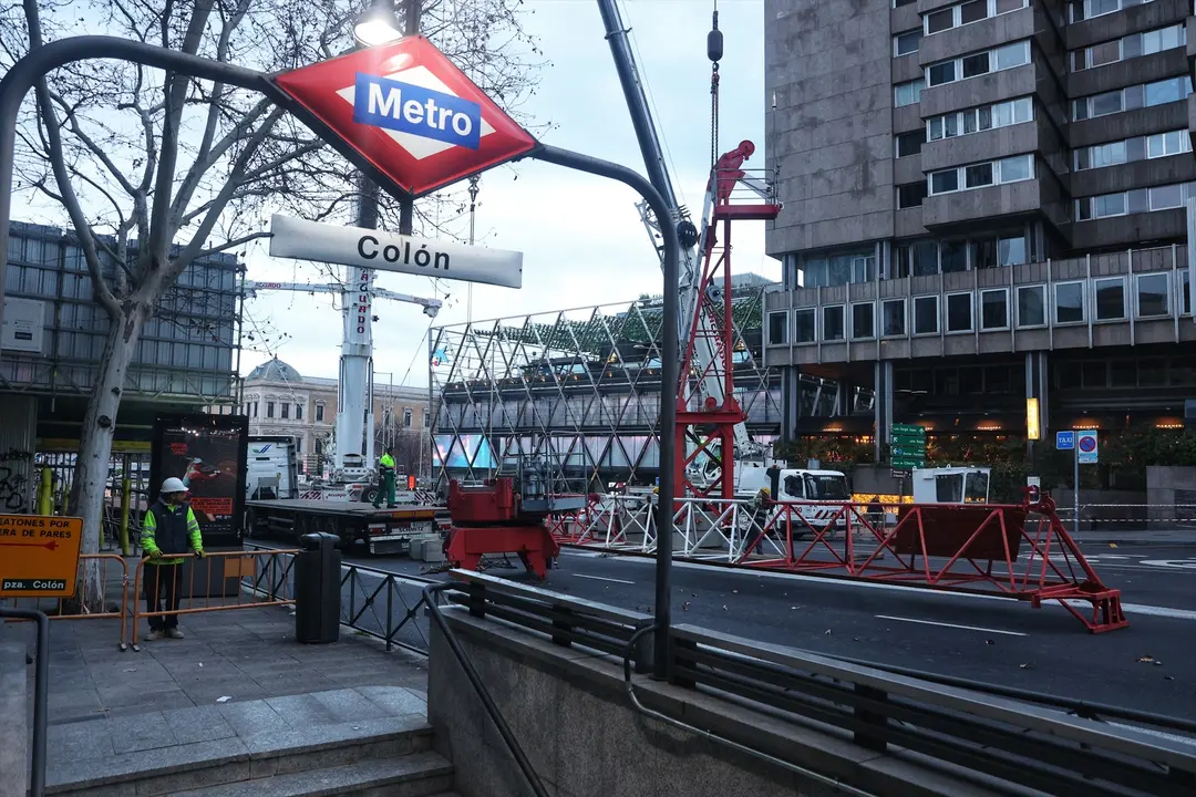 Una calle de Madrid cerradas por obras. EP