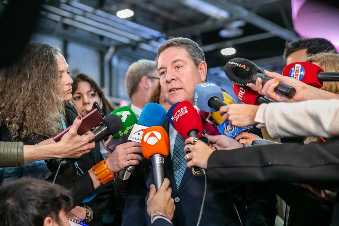 El presidente de C-LM, Emiliano Garc&iacute;a-Page, en Fitur. EP