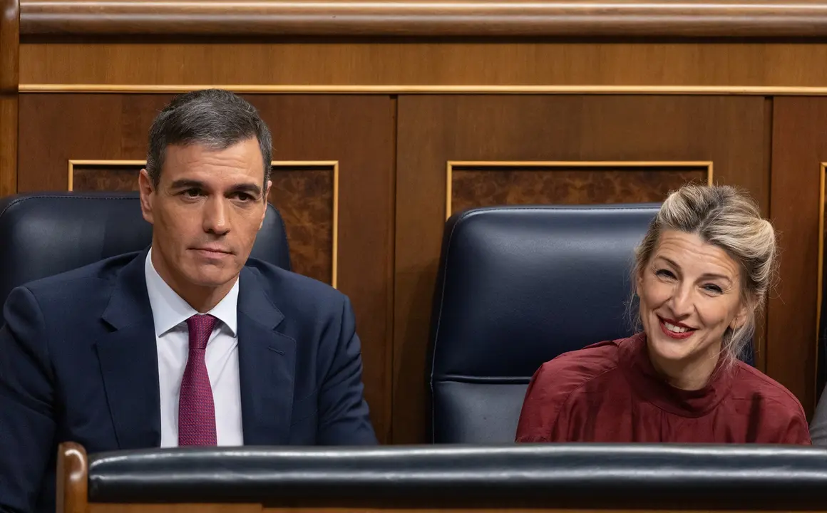 El presidente del Gobierno, Pedro S&aacute;nchez y la vicepresidenta segunda y ministra de Trabajo, Yolanda D&iacute;az. EP / Eduardo Parra