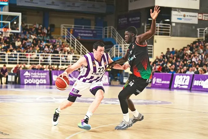 Los de Torrelavega calleron ante el Valladolid y bajan en la clasificacion. / twitter