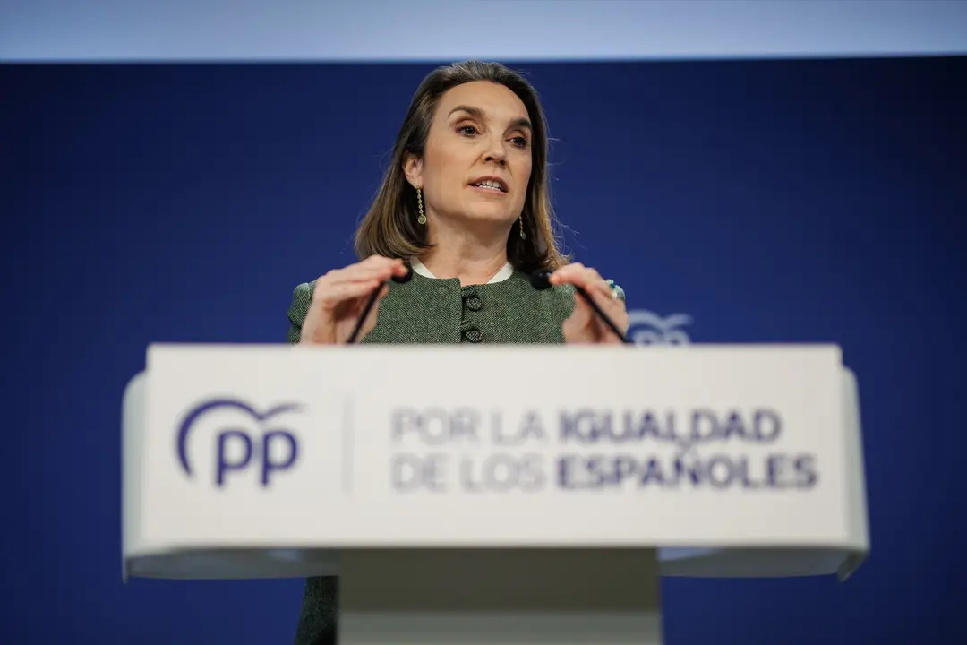 La secretaria general del PP, Cuca Gamarra, durante una rueda de prensa. EP / Alejandro Mart&iacute;nez V&eacute;lez