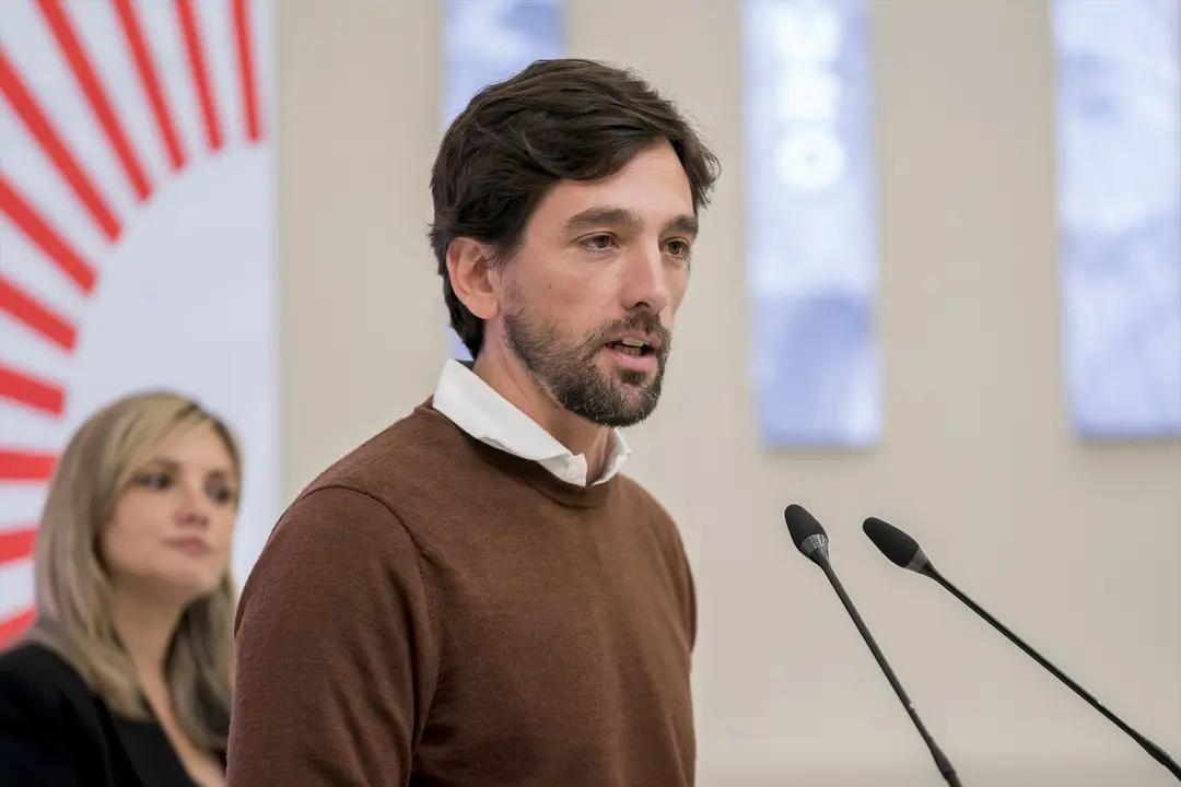 El exsecretario general de Ciudadanos, Adri&aacute;n V&aacute;zquez, durante una rueda de prensa. EP / A. P&eacute;rez Meca