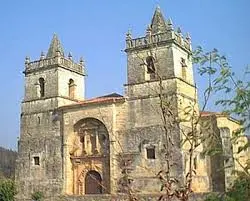 Iglesia Cig&uuml;enza de la localidad de Alfoz de Lloredo. / A. del saja