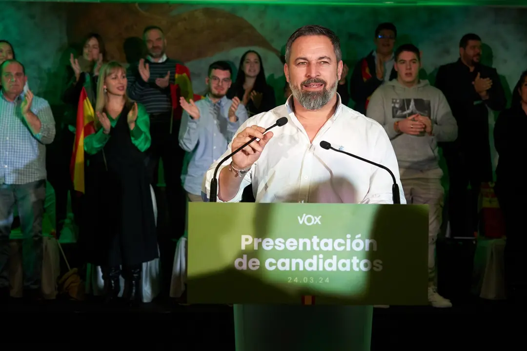 El presidente de VOX, Santiago Abascal, interviene durante la clausura del acto de presentaci&oacute;n de los candidatos de Vox a las elecciones del Parlamento vasco. EP / Carlos Gonz&aacute;lez