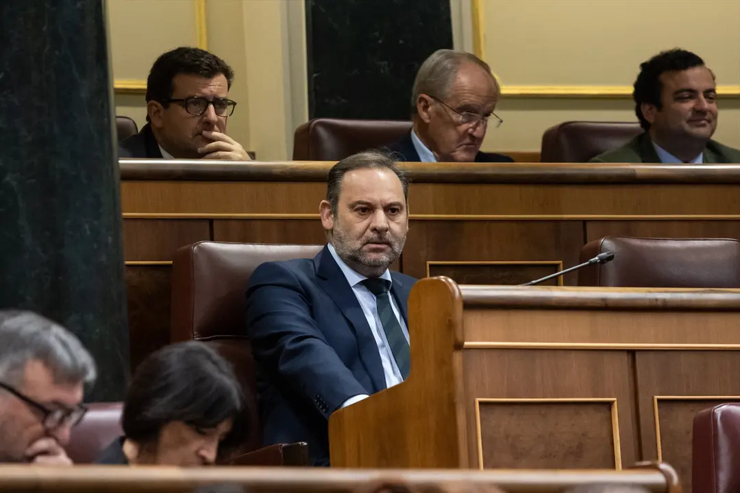 El diputado del Grupo Mixto y exministro de Transportes Jos&eacute; Luis &Aacute;balos durante una sesi&oacute;n plenaria. Alejandro Mart&iacute;nez V&eacute;lez / Archivo