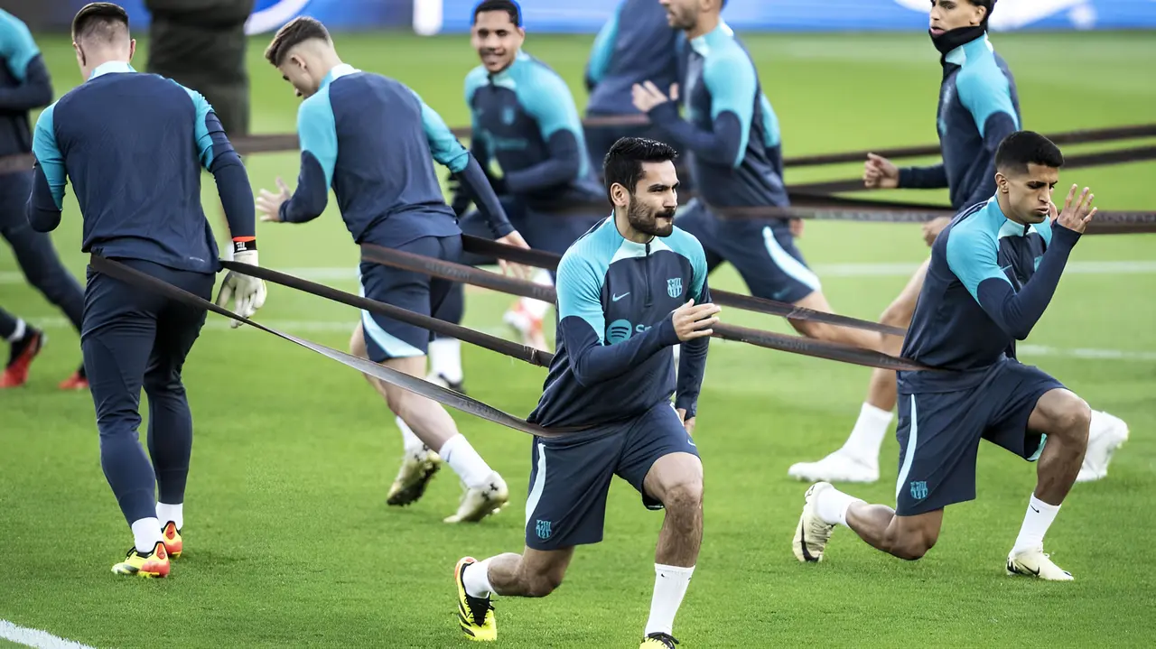 Entrenamiento FC Barcelona antes del partido con el Par&iacute;s Saint-Germain.