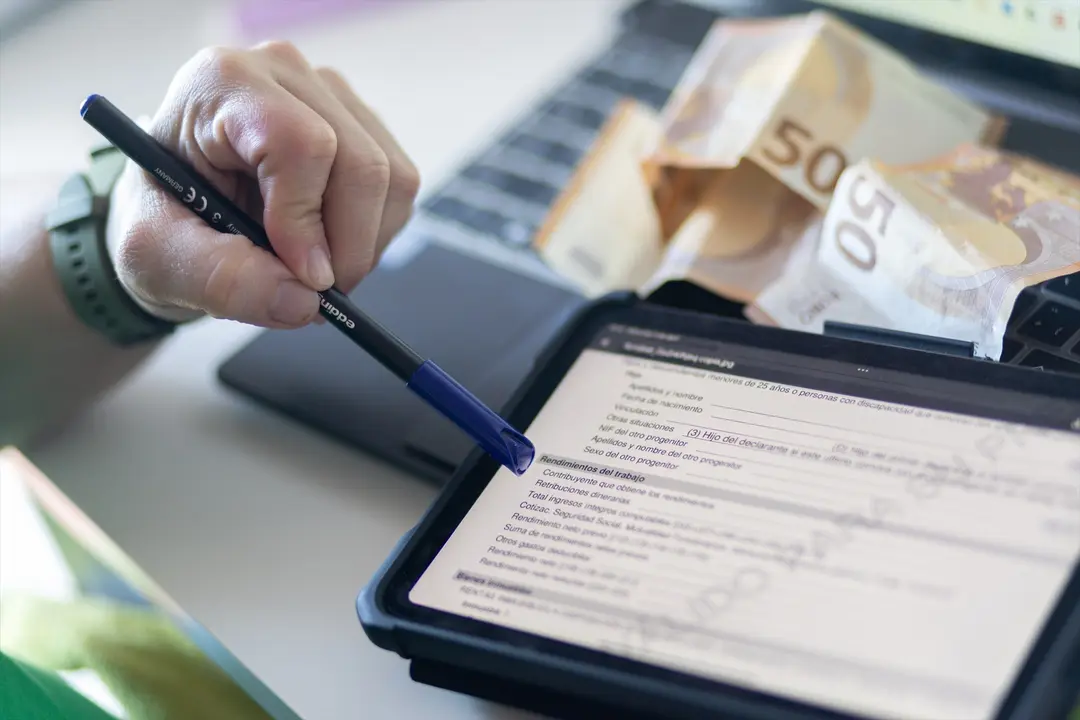 Vista de la declaraci&oacute;n de la renta en una tablet. Eduardo Parra / Archivo