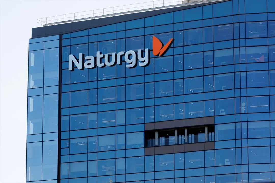 Fachada de la sede de Naturgy. Eduardo Parra / Archivo