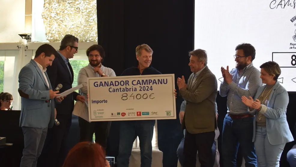 Fotograf&iacute;a del d&iacute;a de la subasta del 'campanu'