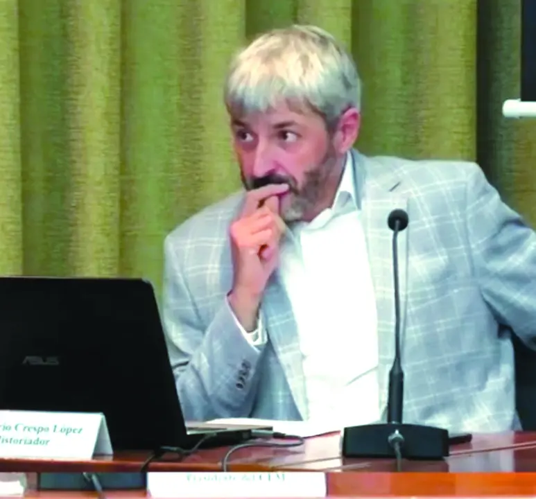 Escritor Mario Crespo L&oacute;pez